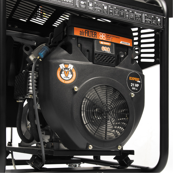 Бензиновый генератор DAEWOO GDA 12500E-3 для гаража фото