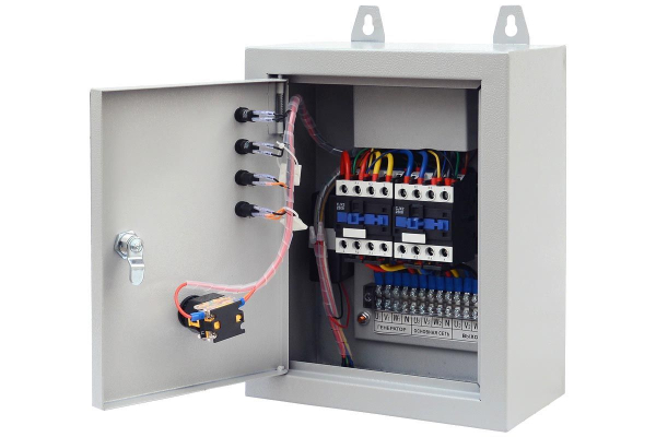 Бензиновый генератор ТСС SGG 10000EH3A с АВР стационарный фото