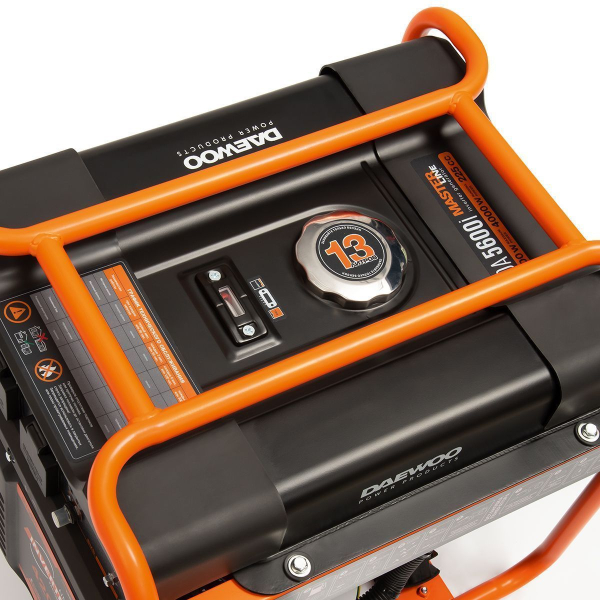 Бензиновый инверторный генератор DAEWOO GDA 5600i стационарный фото