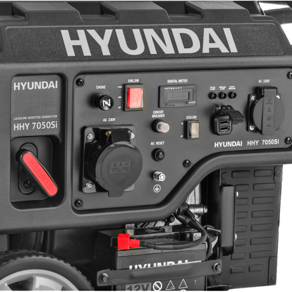 Бензиновый инверторный генератор Hyundai HHY 7050Si 2-х тактный фото