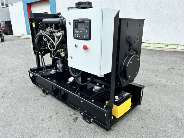 Дизельный генератор Исток АД30С-Т400-РМПУ12-8  2-х тактный фото